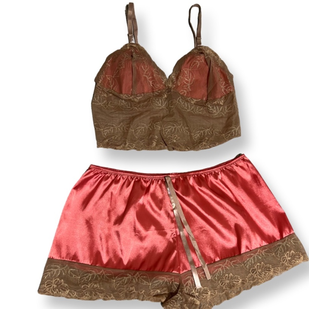 Lingerie Set (Shorts & Top) Size Large (Brand New)